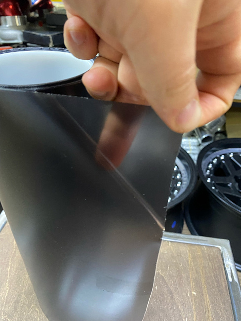 картинка Защитная полиуретановая пленка Carbins для фар PPF черная, матовая магазин  StreetTuning 