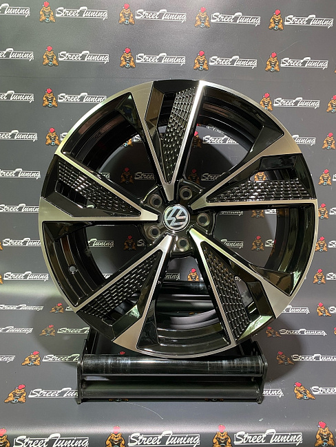 картинка Новые диски Audi RS6 Style Flow Forming R20 J8.5 ET35 5X114.3 магазин  StreetTuning 