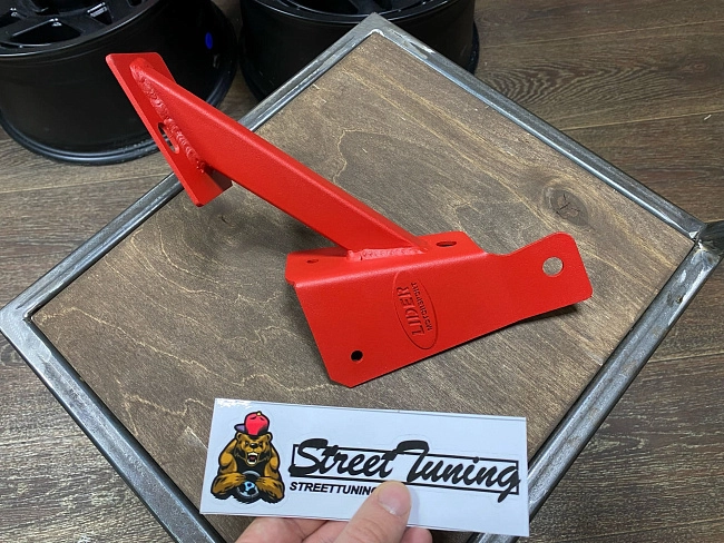 картинка Усилитель кронштейна крепления поперечной реактивной тяги Ваз 2101-07 магазин  StreetTuning 