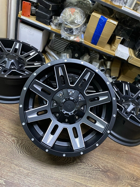 картинка Новые диски STL-HD R18 J9 ET-12 6X139,7 , черный мат магазин  StreetTuning 