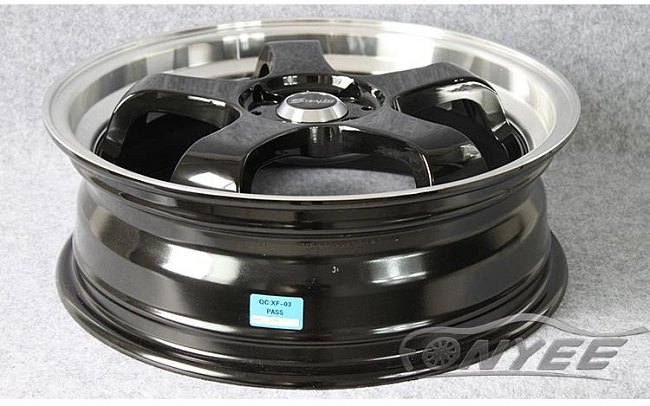 картинка Новые диски Stealth R17 4X100 ET43 J5,5 серебро + черный глянец магазин  StreetTuning 