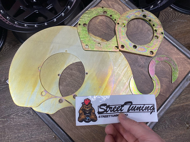 картинка Комплект для установки задних дисковых тормозов для ВАЗ 2101-07 без проставок магазин  StreetTuning 