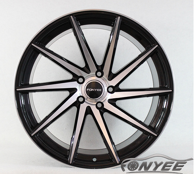 картинка Новые диски Vossen CVT-L Replica R19 5X114,3 ET35 J10 черный глянец + серебро магазин  StreetTuning 
