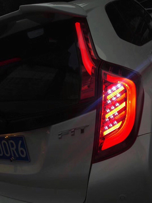 картинка Задние фары для Honda Fit Jazz GK5 2014-2018 г  вариант 2 магазин  StreetTuning 