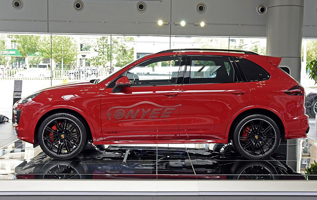 картинка Новые диски Porsche модель 2 R20 5X130 ET48 J9,5 черный глянец магазин  StreetTuning 