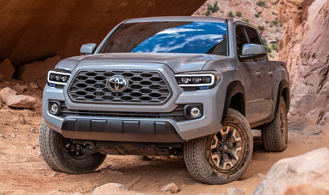картинка Передние фары для Toyota Tacoma с 2015 по 2019 г магазин  StreetTuning 