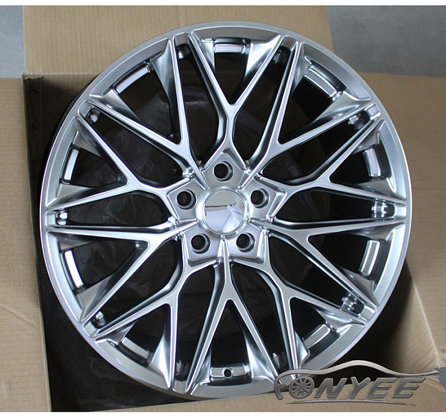 картинка Новые диски HRE P200 Replika R19 5X114,3 ET35 J9,5, серебристо-платиновые магазин  StreetTuning 