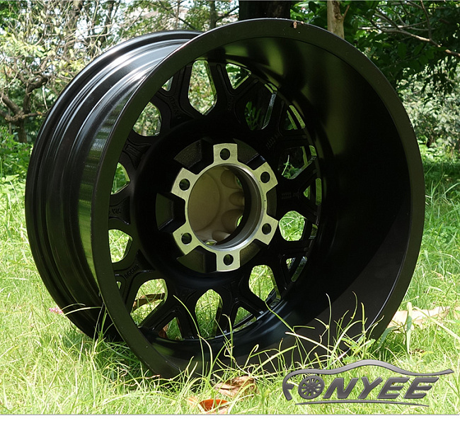 картинка Новые диски Black Rhino Sprocket R16 6X139,7 ET-6 J8,5 черный глянец + серебро магазин  StreetTuning 