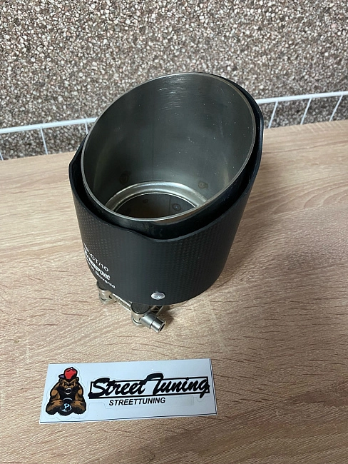 картинка Насадка на глушитель универсальная Akrapovic style 63 - 114 мм магазин  StreetTuning 