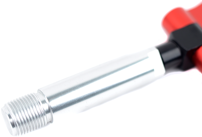 картинка Буксировочное кольцо Benen Style красное - резьба 24 мм магазин  StreetTuning 