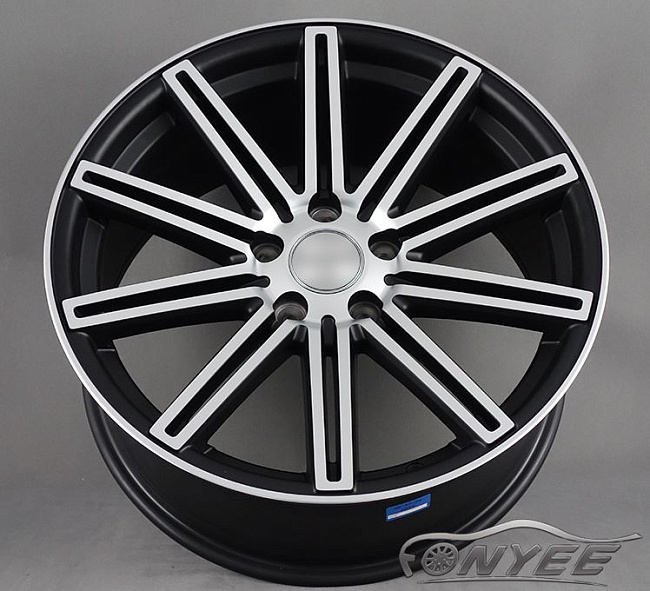 картинка Новые диски Vossen CV4 Replica R18 5X114,3 ET35 J8 черный мат серебро магазин  StreetTuning 