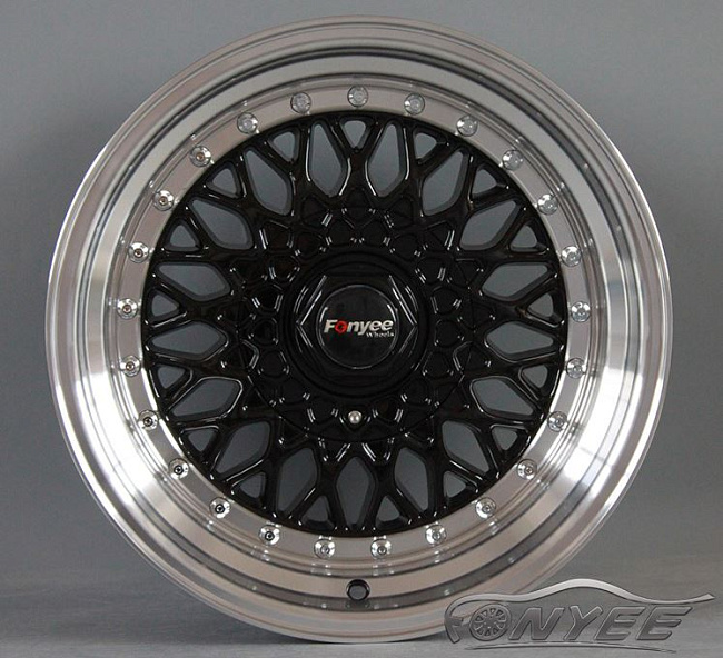 картинка Новые диски BBS RS R14 4X114,3/4X100 ET30 J6 черные + полированная полка магазин  StreetTuning 