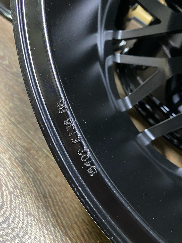 картинка Новые диски Vorsteiner V-FF 107 R17 J7.5 ET38 5X114.3 Hyper Black от магазина  StreetTuning