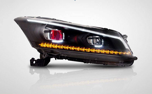 картинка Передние фары для Honda Accord 2008-2012 г магазин  StreetTuning 