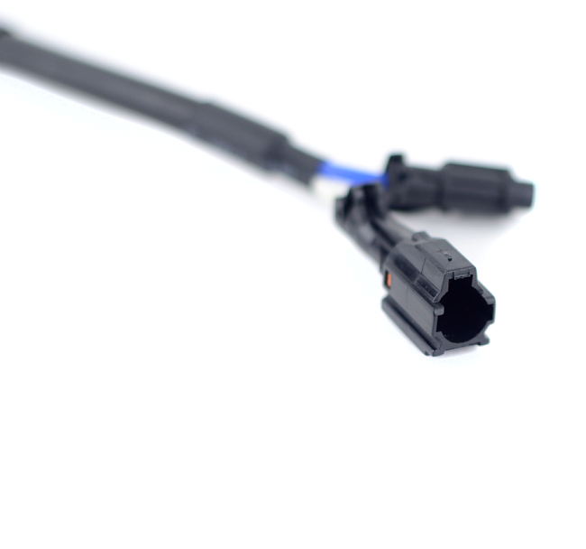 картинка Адаптер AMP KET переход с китайских фишек на корейские магазин  StreetTuning 