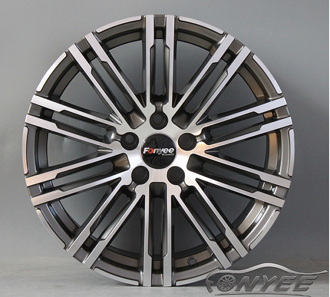 картинка Новые диски Porsche Macan wheels R21 5x112 ET19 J10 Серый глянец + серебро магазин  StreetTuning 