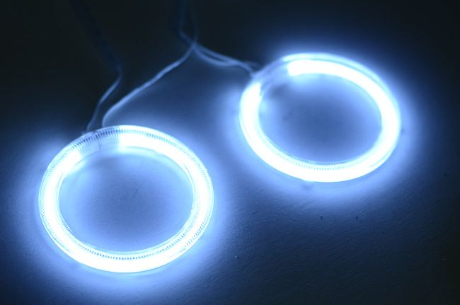 картинка Газоразрядные ангельские для Volvo S40. Диаметр 100 мм х 100 мм. магазин  StreetTuning 