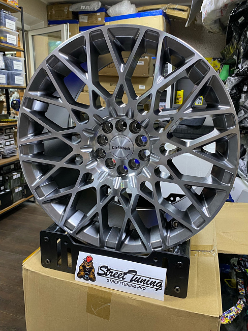 картинка Новые диски Rotiform BLQ Style R18 J8.5 ET35 5x100/5x114.3 магазин  StreetTuning 