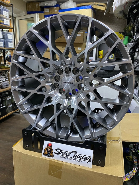 картинка Новые диски Rotiform BLQ Style R18 J8.5 ET35 5x100/5x114.3 магазин  StreetTuning 