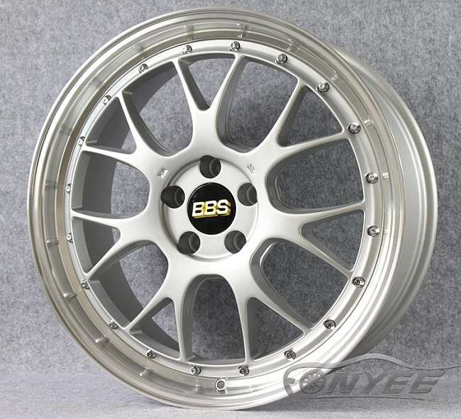 картинка Новые диски BBS LM-R R20 5X114,3 ET43 J8,5 серебро глянец + полированная полка магазин  StreetTuning 