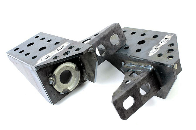 картинка Кронштейн передних амортизаторов GTS для а/м ВАЗ 21213-14 Нива (2шт.) магазин  StreetTuning 