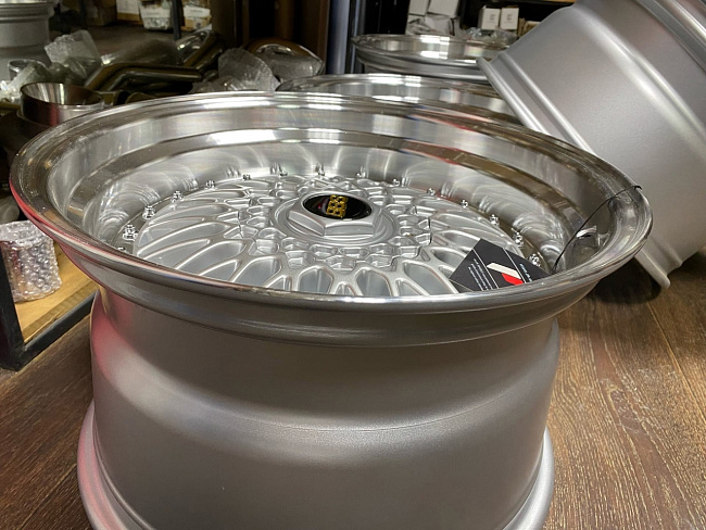 картинка Новые  диски BBS RS R17 J8,5 ET15   5x120/5x112 серебробро + полированная полка магазин  StreetTuning 