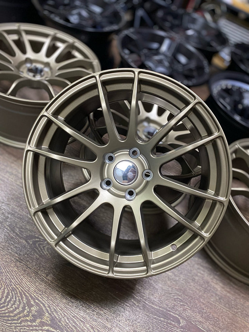 картинка Новые диски RAYS Gram Lights 57 Xtreme R18 5X114,3 ET33 J8,5 бронза матовая магазин  StreetTuning 