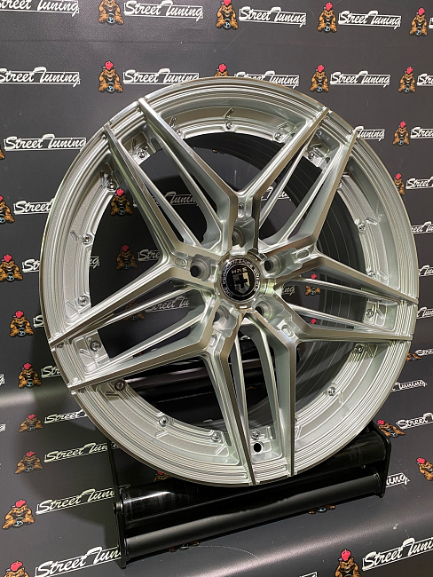 картинка Новые диски ADV510 M.V2 R18 J8 ET35 5X114.3 Silver магазин  StreetTuning 