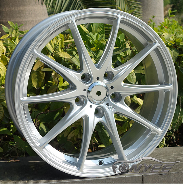 картинка Новые диски Rays G25 R18 5X112 ET38 J8 серебро магазин  StreetTuning 