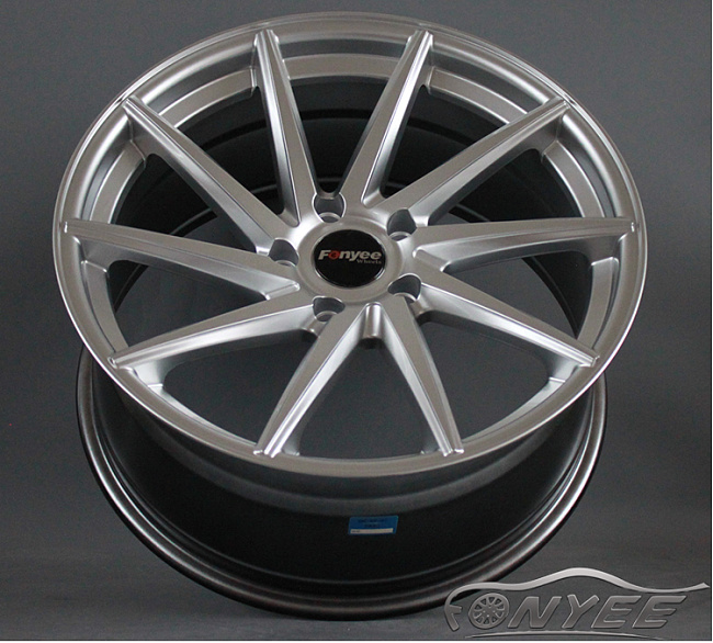 картинка Новые диски Vossen CVT-R Replica R19 5X120 ET35 J10 серебро + черный магазин  StreetTuning 