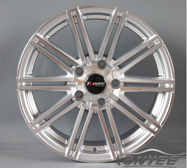 картинка Новые диски Vossen CV4 Replica R17 5X100 ET35 J7 серебро магазин  StreetTuning 