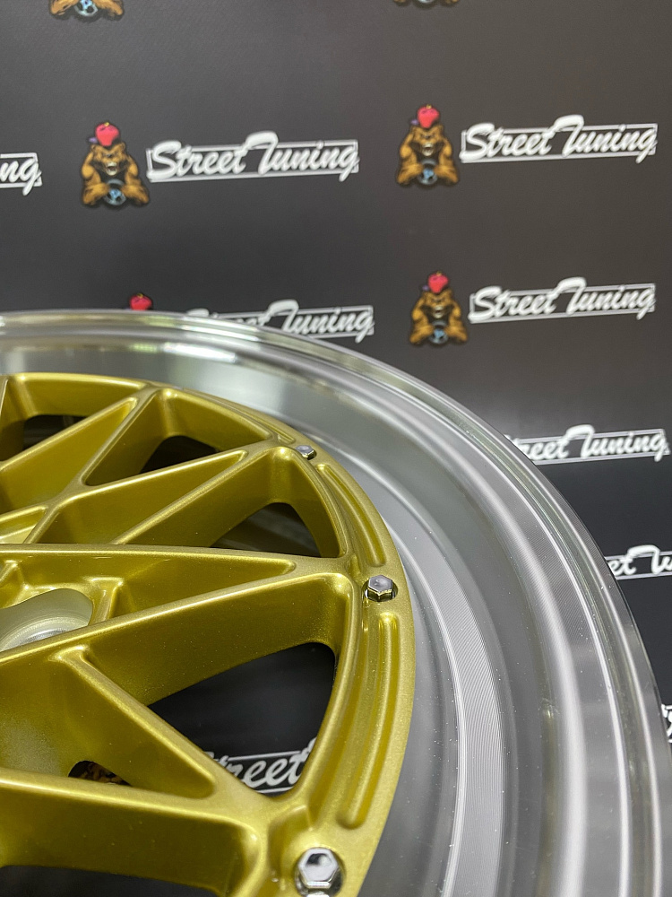 картинка Новые диски Work Equip R14 J5 ET15 4x100 Gold + Silver от магазина  StreetTuning