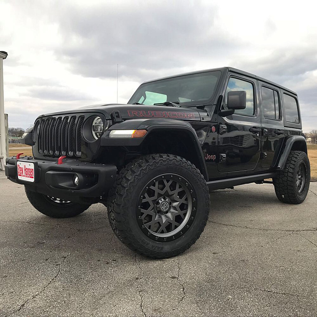 картинка Новые диски Black Rhino Sprocket R17 5X114,3 ET20 J8,5 черный глянец магазин  StreetTuning 