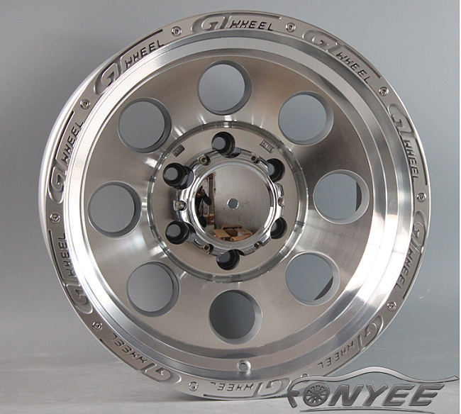 картинка Новые диски GT Wheel R16 5X139,7 ET-20 J8 серебряные магазин  StreetTuning 