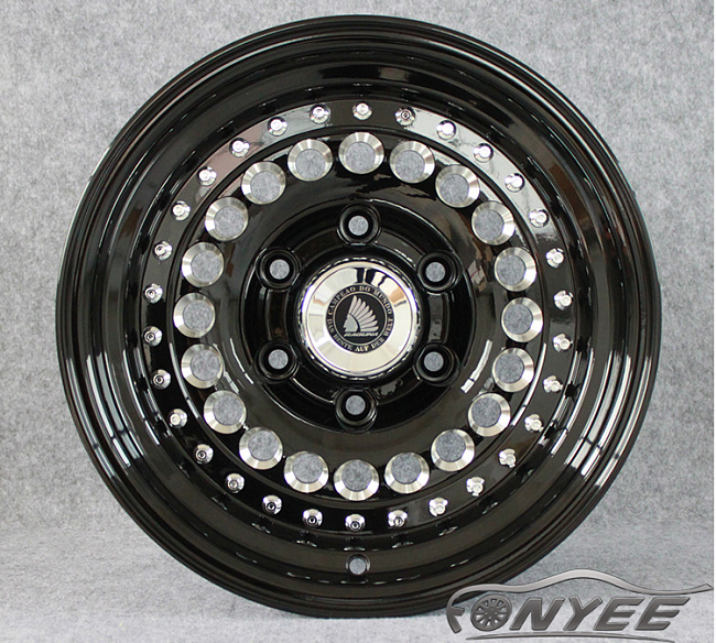 картинка Новые диски Raguna D-Force AKRO R15 6X139,7 ET-15 J8,5 черные + серебро магазин  StreetTuning 