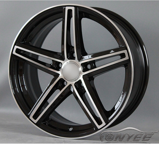 картинка Новые диски Vossen CV5 Replica R18 5X114,3 ET40 J8,5 черный глянец + серебро магазин  StreetTuning 