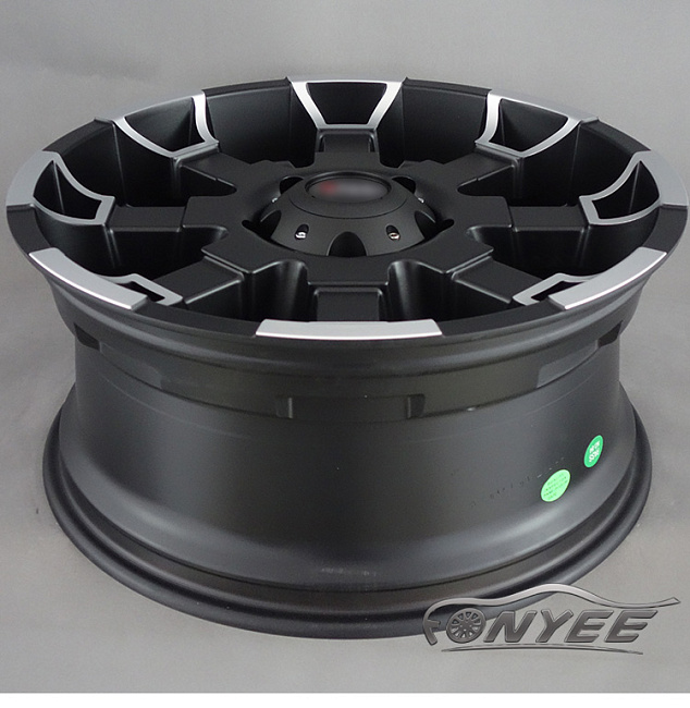 картинка Новые диски Future R17 5X114,3 ET25 J8 черный мат + серебро магазин  StreetTuning 