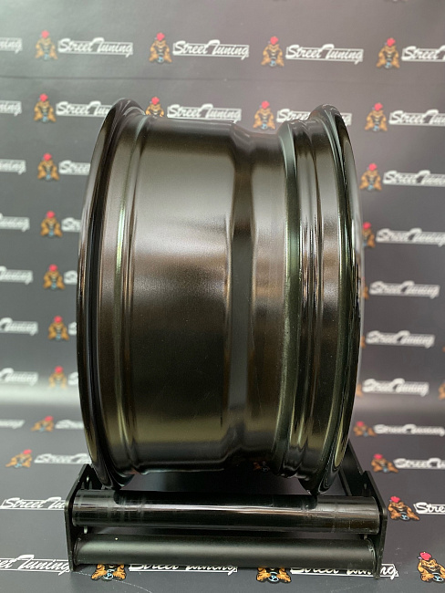 картинка Новые диски Vossen HF-2 R18 J8.5 ET35 5x114.3 Black+Silver магазин  StreetTuning 