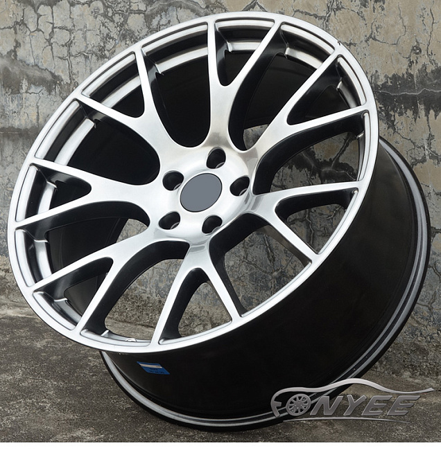 картинка Новые диски Staggered Hellcat R20 5х115 ET21 J9 серый глянец магазин  StreetTuning 