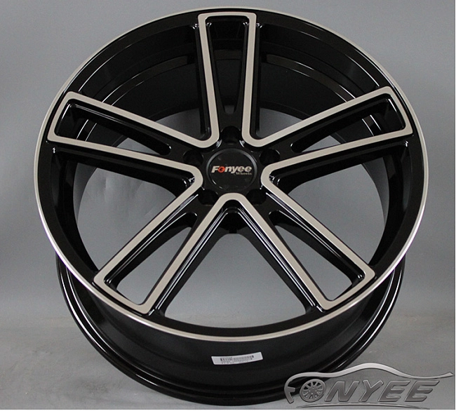 картинка Новые диски Koko Kuture Massa-5 R20 J8,5 ET38 5x114,3 черный мат + серебро магазин  StreetTuning 