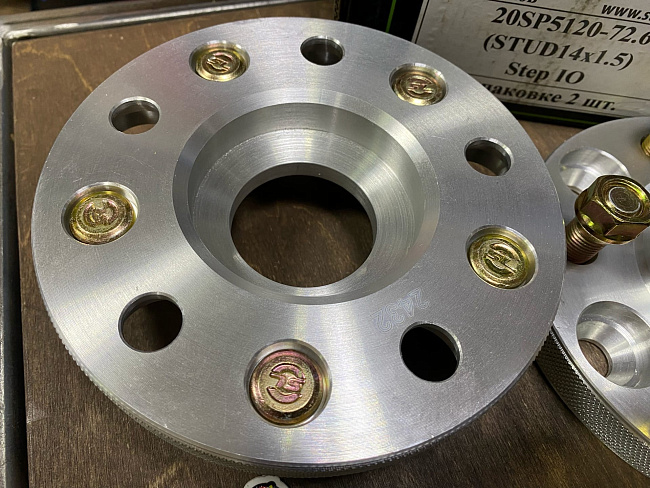 картинка Проставка Starleks 20 мм 5x120, шпилька 14x1.5 цо 72,6 - РФ магазин  StreetTuning 