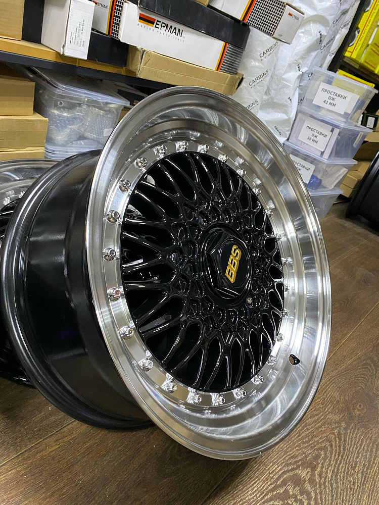 картинка Новые диски BBS RS R16 J8 ET25 4x100/4X114.3 черные+ полировка от магазина  StreetTuning