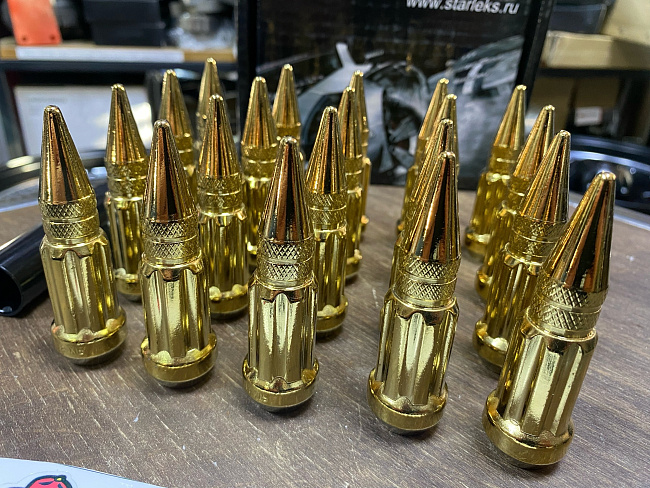 картинка Комплект гаек пики (пули) Starleks, 14х1.5, цвет золотой титан, 20 шт. магазин  StreetTuning 
