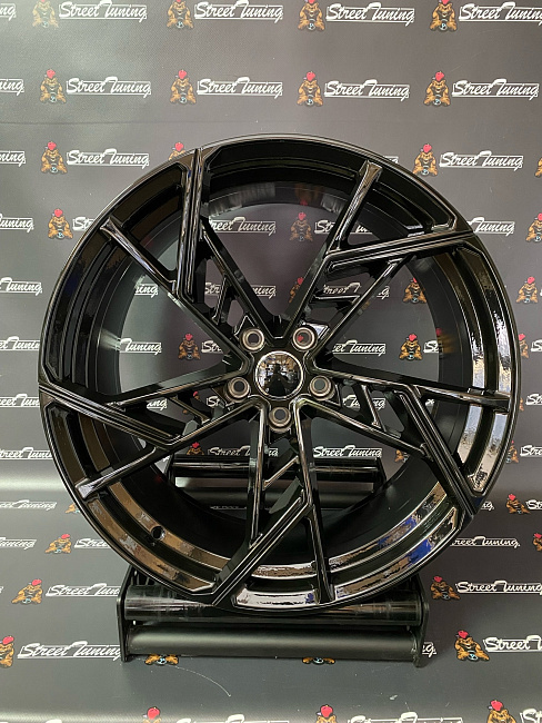 картинка Новые диски Audi Style R20 J9 ET20 5x112 Black магазин  StreetTuning 