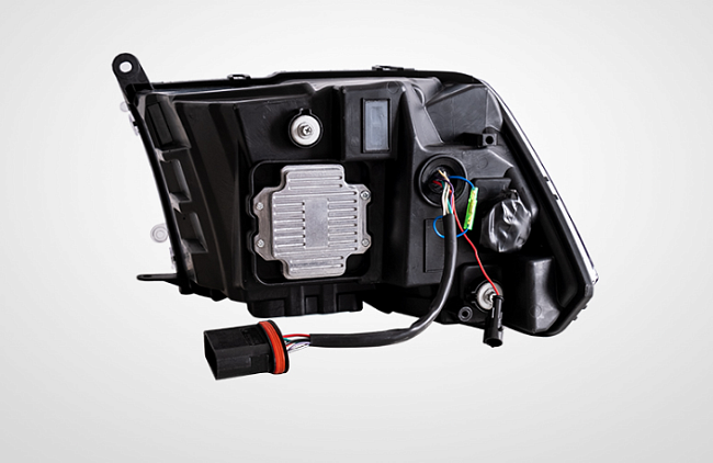 картинка Передние фары для Dodge RAM1500 09-18/RAM1500 CLASSIC 19-21 магазин  StreetTuning 