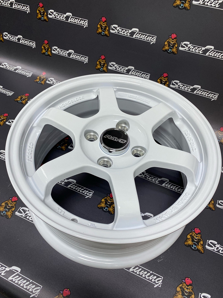 картинка Новые диски Rays TE37 R14 J5.5 ET30 4x100 белые от магазина  StreetTuning
