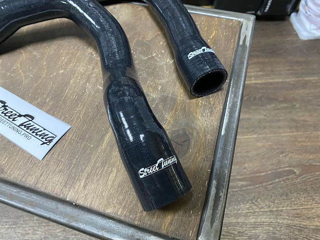 картинка Патрубки радиатора STREETTUNING для BMW E36 Z3 318i 1992-1999 магазин  StreetTuning 