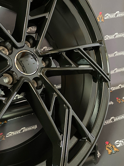 картинка Новые диски Audi Style R20 J9 ET20 5x112 Black магазин  StreetTuning 
