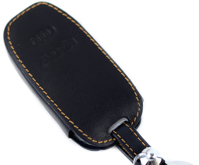 картинка Чехол под брелок сигн. Audi A6L/Q7/TT магазин  StreetTuning 