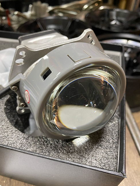 картинка Светодиодные линзы Aozoom Dragon Knight SE магазин  StreetTuning 